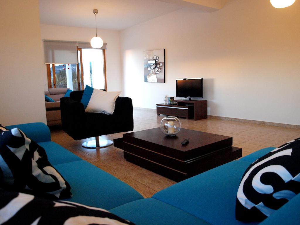 Mariandy Villa 2 Coral Bay Ruang foto